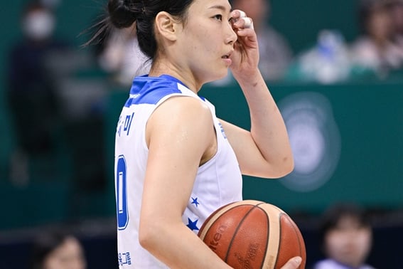 [退職インタビュー] 「ウリ銀行、私と合うかな？」と疑問符を抱えて走ったパク・ヘミ、確信に変えた『最後の闘志』