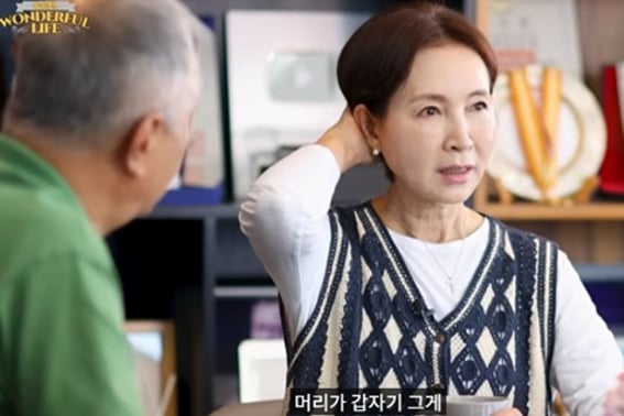 Jung Ae-ri: "Luchando contra el cáncer de ovario, se me cayó todo el cabello de golpe... incluso me lo arrancaba en el baño" [Star Issue]