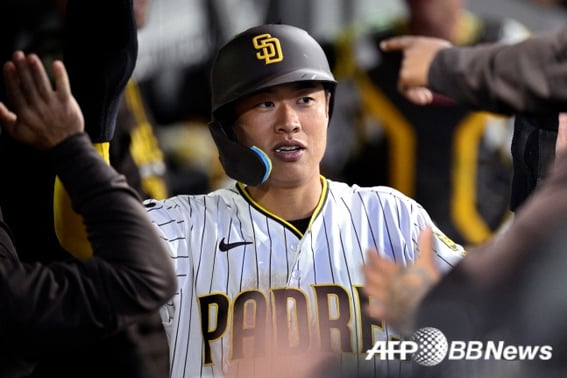 'With' Song Sung-moon's MLB adaptation nearing completion, 158 km/h fastball → 178 km/h batted ball speed! 3G consecutive hits + 4th stolen base of the season [SD Review]