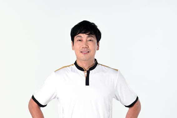 “El compañero de equipo más joven, Hwang In-beom, merece una calificación de 10 puntos”: Song Jong-guk sobre el “magia de un solo toque” en el partido contra la República Checa... El sistema de tres defensas, que generaba preocupación, también “soportó una enorme presión” [★Insight del Mundial con Song Jong-guk]