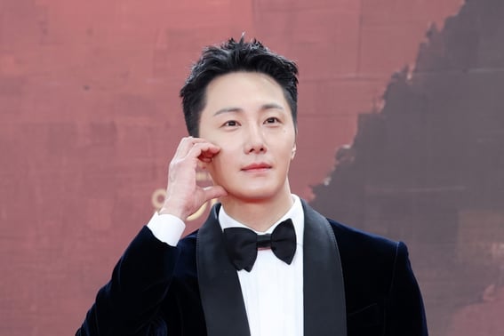 Jung Il-woo, ¿qué vínculo tenía con la familia real tailandesa?.. Conmemoración de la princesa fallecida: "R.I.P"