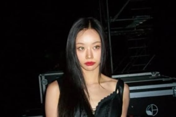 Hyeri, boldly addressing the sudden belly fat controversy: "Does one have to be slim to be a professional?"