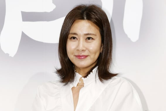 Yang Jung-ah, mother passes away today (19th).. Confirms long illness nine days prior
