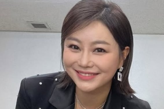 Kim Yang, 26 years battling blood cancer, loses mother.. Mother passed away yesterday (20th)