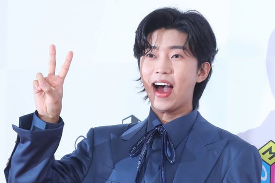 Lim Young-woong, «Rey de los Reyes» en el puesto 1 durante 207 semanas consecutivas: «Gran récord»... «El soltero de la aldea» también triunfa en taquilla