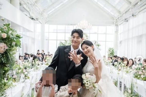 'Solteros 6': Hee-young Jung y Jin-young Lee se casan como pareja.. Boda con sus dos hijos [Star Issue]