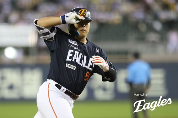 '4G 10 Home Runs, 36 Runs' — The Winning Formula Only Hanwha Can Execute to Catch Leading LG [Jamsil On-Site]