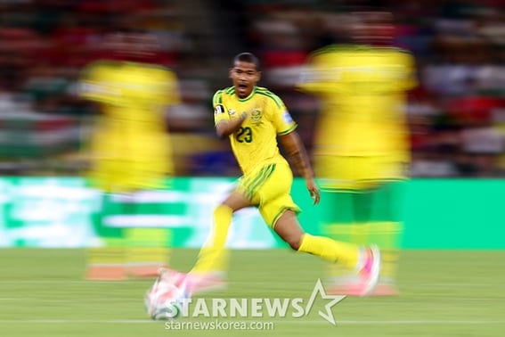 South African player who also played against Korea, 'shocking death'... "He was only 25," FIFA president expresses grief