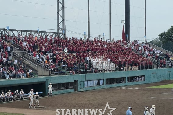 甲子園本選でもない地域予選に1000人が集まった··· 日本の高校野球は何が違ったのか [甲子園への道①]