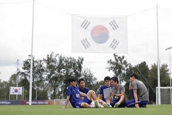 "Corea, en su momento el país más pobre del mundo...": despedida inusual del entrenador extranjero seleccionado por Hong Myung-bo