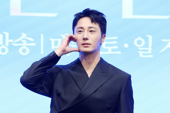 Jung Il-woo was the originator of 'Dalgona coffee'. "I even did an interview with the BBC... I should have filed a patent." [A Tipsy Intervention]