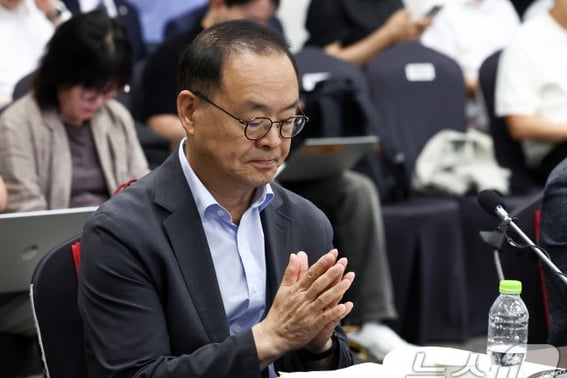 Lee Yong-soo fills the void left by Chung Mong-kyu; Korea Football Association approves 'acting system'
