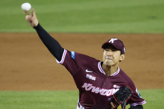 'Alcantara and Hirura injured, Yuto also sidelined' — Kiwoom Heroes face such trials! Japanese relief pitcher moves to Seoul for shoulder injury checkup