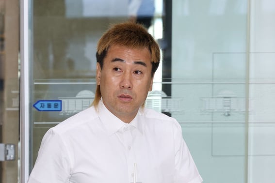 Kim Byung-ji boasted of the "70 billion won promotional effect for Gangwon FC" that he did not mention during the hearing... Fans respond coldly: "Then spend less on taxes."