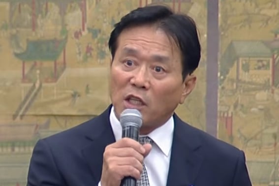 史无前例的“无视国会”→“因为输了就骂裁判” 韩国足球争议当事人，不负责任的辞职……“如逃般消失”，言辞凄惨