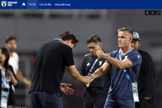 "World-class coach, Manager Kim Sang-sik gets a 'thumbs up'" Vietnamese media spotlight "Expression of respect for tactical management"