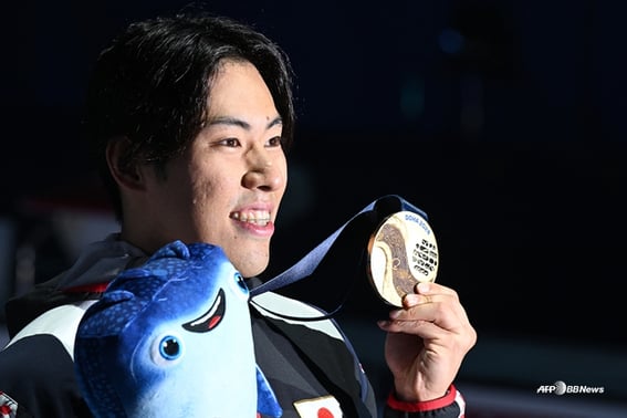 'Impacto': Medallista olímpico de natación japonés descubierto por ocultar accidente con víctimas; retiro repentino del equipo nacional AG