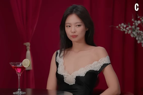 /照片=《Cosmopolitan》YouTube