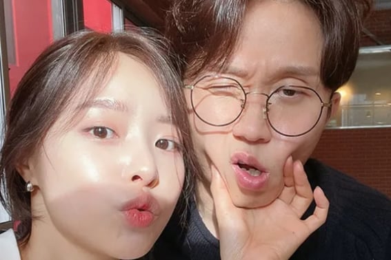 'Isol-i♥' Park Sung-kwang, Pet Dog Kwang-bok's Health Update: "From Heart Disease Treatment to Hospital Room Recovery" — Now Adapting to Oxygen Chamber [Star Issue]