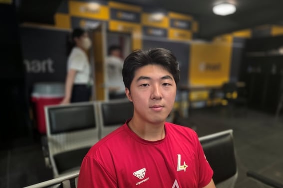 How did this historic achievement come to be? Following advice from Avila, Ryu Hyun-jin's slider velocity increased by 7 km/h, making Kim Min-jun the 10th pitcher in KBO history to follow in the footsteps of Ryu Hyun-jin and So Hyoung-jun.