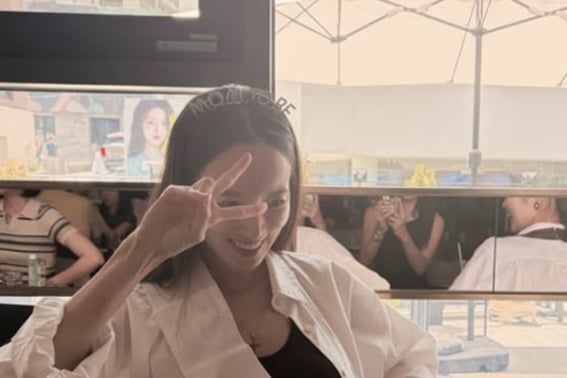 'Embarazo a los 46 años': Kim Min-kyung, a punto de dar a luz, dice que «tiene una montaña de tareas por hacer»... Se revela su DLINE abultada