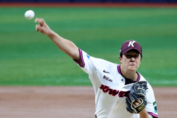 The legacy left by Choi Won-tae after leaving Kiwoom: A 154 km/h fastball → Scoreless performance against LG, "Trusting the power of my fastball led to good results; I am grateful as I came off the mound"