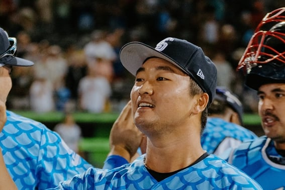 'Thế này được sao' Koh Woo-seok, ⅓ inning 2 home run bị ăn 6 earned run thảm họa! ERA 2.35→4.06 tăng vọt