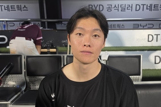 '金河成 同期' 林炳旭,时隔整整8年达成10支本垒打!“并非仅凭一己之力→必须回报英雄队粉丝们”