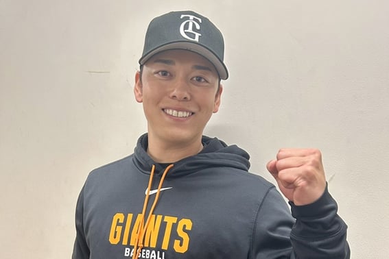 'Wearing wedding ring, went to hotel with woman' Japanese pitcher admits affair and apologizes: "Woman in miniskirt in June was a friend" claims