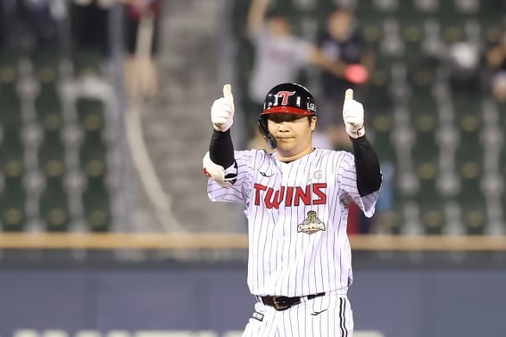AGの1ヶ月前に、なんと21日ぶりの初の長打! ついに目覚めた国代表4番打者、'1位と4.5G差'の3位LGを猛追する