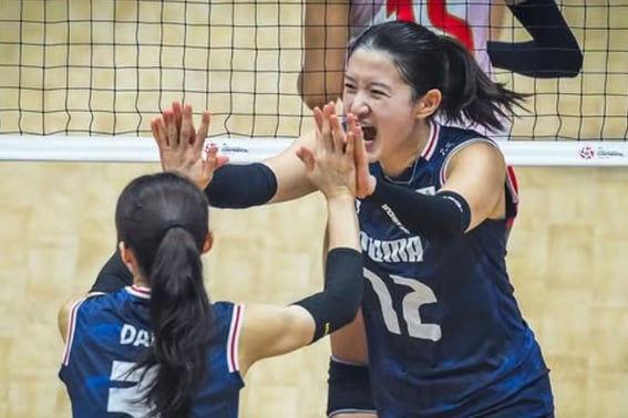 'After losing a deuce set at 33 points in the first, we collapsed' Women's volleyball suffers complete defeat against arch-rival Japan without winning a single set... "A rough journey to LA"