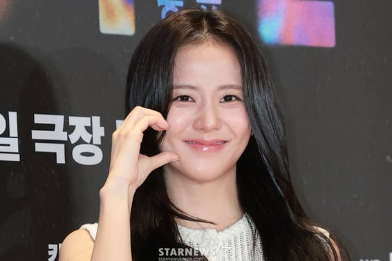 BLACKPINKのジスが、9月4日に新曲でカムバックする..初の正規アルバムの予熱