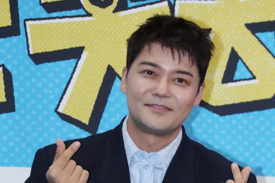 Jeon Hyun-moo, amidst Kazakhstan manipulation controversy.. Director Shim Hyung-jun: "A person who enjoys unfamiliar situations" [Star Issue]