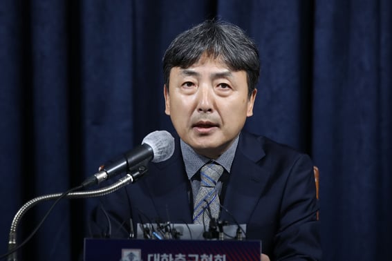 Jeong Mong-gyu, Lee Im-saeng, and 'Subject of Severe Discipline' Vice President Kim Jeong-bae to Appear at Police; Investigation into Alleged Intervention by Hong Myung-bo's Appointment
