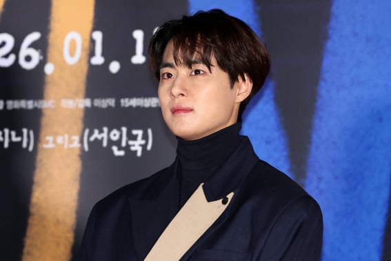Cho Byung-kyu niega nuevamente las acusaciones de acoso escolar: "Se confirmó que no hay registro de castigo en Nueva Zelanda" [En el lugar del evento]