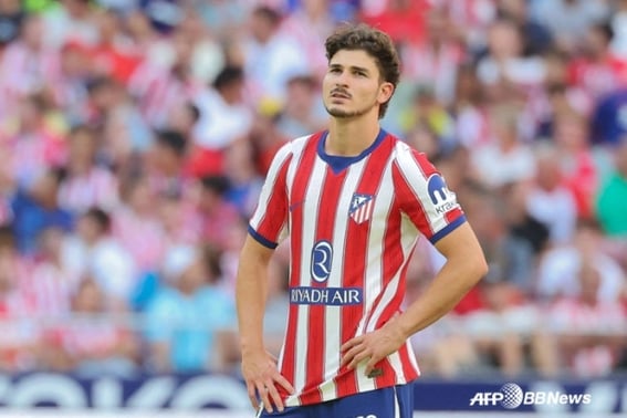"Si no es al Barcelona, iré al Arsenal": Álvarez falta a los entrenamientos por tercer día consecutivo... la alta dirección de Atlético furiosa: «Alguien ha arruinado al jugador»