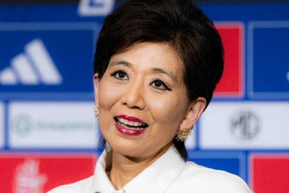 「資産1兆6456億」韓国系女性オーナーの威厳、なんとバロンドール受賞者 「嵐のような獲得」→英優勝争い「限界が測れない」"