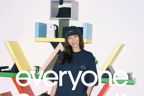 Min Hee-jin: "I Enjoy a Mysterious Harmony" — Recent Activities Captured During Home Photoshoot [Star Issue]