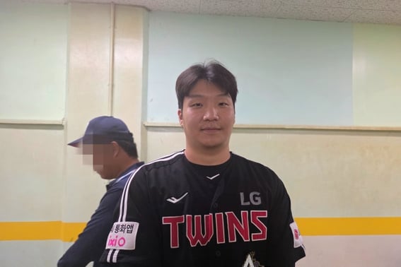 «¿Qué haríamos si no pudiéramos jugar hasta el final de la temporada?» El héroe del WBC Moon Bo-kyung también temía esto: al liberarse de la presión de batear cuarto, su promedio de bateo alcanzó 0.394... Ahora comienza todo [Entrevista]