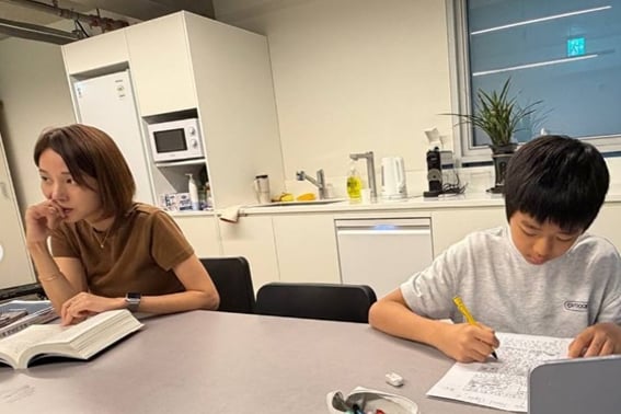 Heo Yang-im, actualidad de él y su hijo tras el divorcio con Ko Ji-yong: «Sala de descanso convertida en biblioteca»