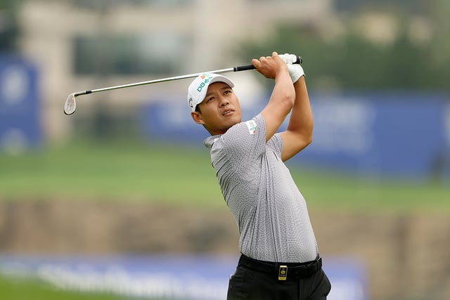 'Asian Games Participation' Moon Do-yeop's Fierce Four-Stroke Consecutive Birdies, Shinhan Donghae Open Joint Second Place... Japanese Golfer Sunagawa Wins