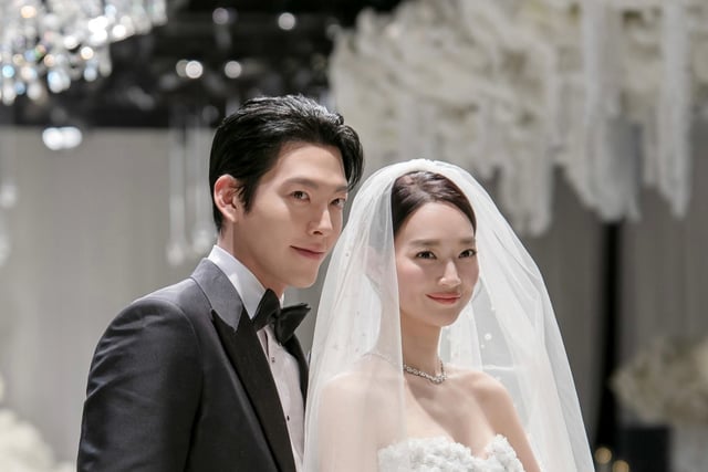 Shin Min-a, Full of Love for Kim Woo-bin's Family: "Min-ah, We Love You So Much"