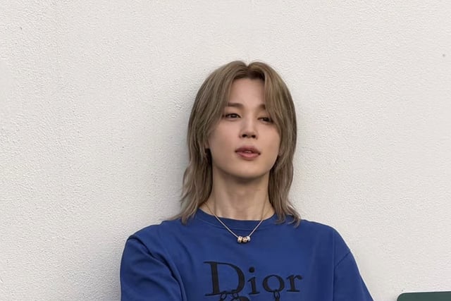 Làm cho xanh thành 'xanh hoàng gia'...BTS Jimin tỏa sáng trong chiến dịch 'Dior A24' với sự hiện diện độc đáo