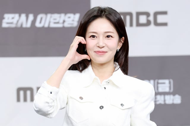 36歳のペク・ジンヒ、♥ヘンリーと1月の結婚を控え、母親になった友人に会った..育児？ 私も気になる」
