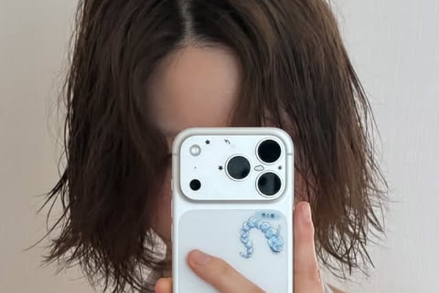Is this Girls' Generation's Taeyeon? Bold transformation with a sharp bob ahead of solo comeback [Star Issue]