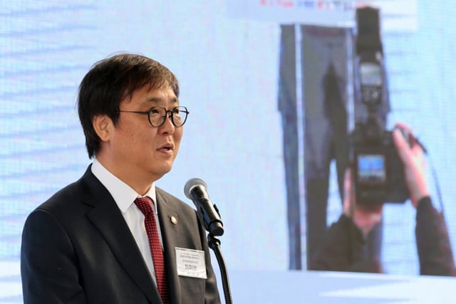 Ministry of Culture, Sports and Tourism Minister Choi Hwi-young visits the AG site in Japan to attend the opening ceremony and support Korea House
