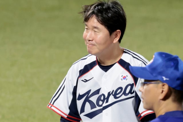 Manager Ryu Ji-hyun: "Tension eased after the fifth inning; I will deliver good news during the Chuseok holiday" [Okazaki on-site]
