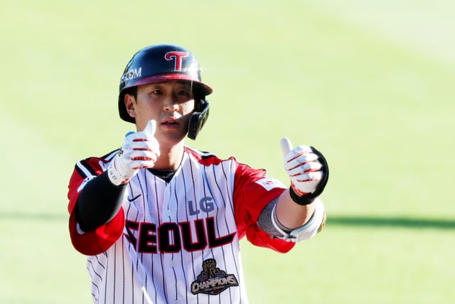 "Put Song Chan-ui at No. 1!" A historic first for LG in its 45-year history, something even Kim Jae-hyun could not achieve! With 13 games remaining, it's exactly "59 plate appearances" left.