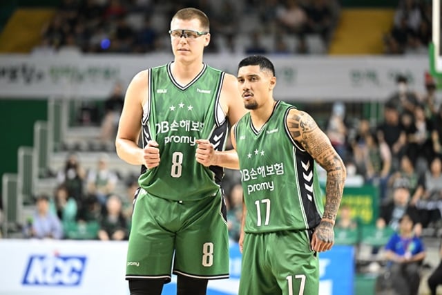 'As expected, it exploded.' DB's new Big 3 score a combined 69 points from the first game... 'Who should we stop?' Ellenson, Hammonds, and Albano