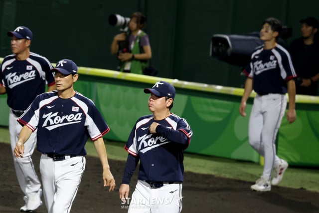 'Is this another case of possibilities?' Still, it’s not complicated: if China is beaten, qualification for the final comes by our own strength; a loss complicates matters. [Aichi Nagoya AG]